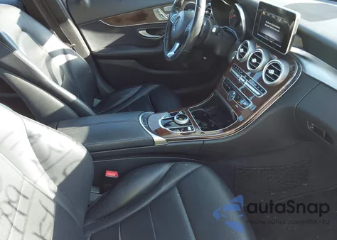 2018 Mercedes-Benz C 300 4Matic из США, поврежденный, VIN WDDWF4KB7JR351702